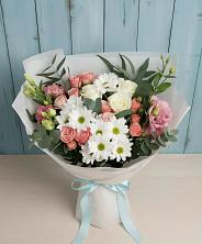 Букет цветов из:  Розы, Лизиантусы и Хризантемы в Зеленоборске