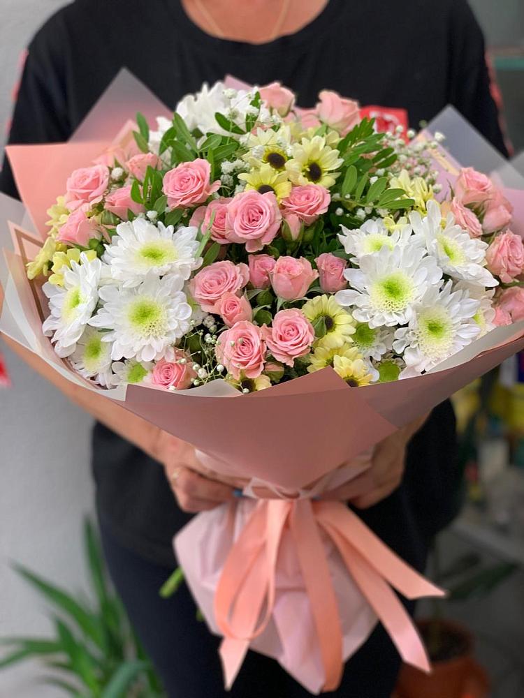 Букет цветов из: Розы и Хризантемы в Зеленоборске