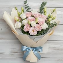 Букет цветов из:  Лизиантусы в Зеленоборске