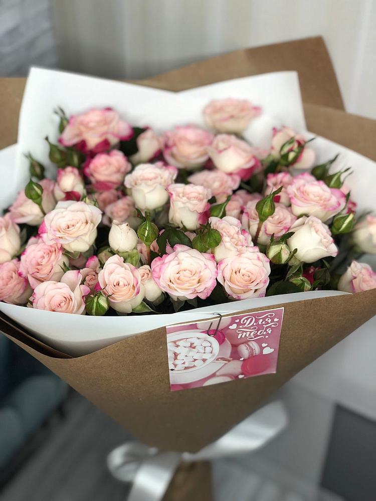 Букет цветов из: Розы в Зеленоборске