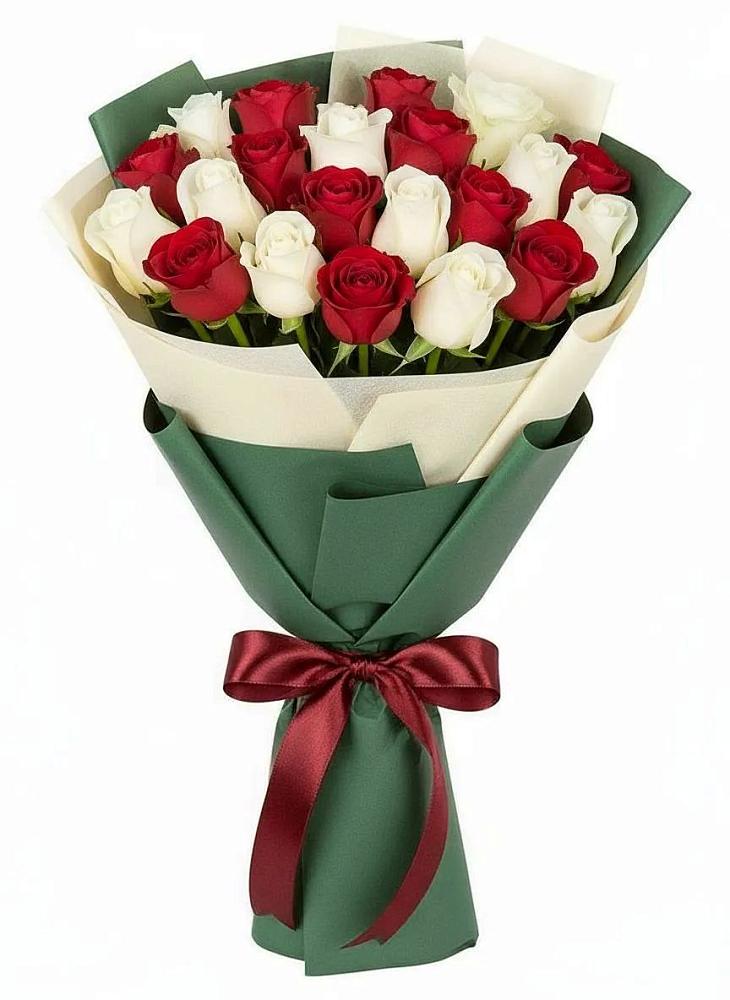 Букет Микс из красных и белых роз в Зеленоборске