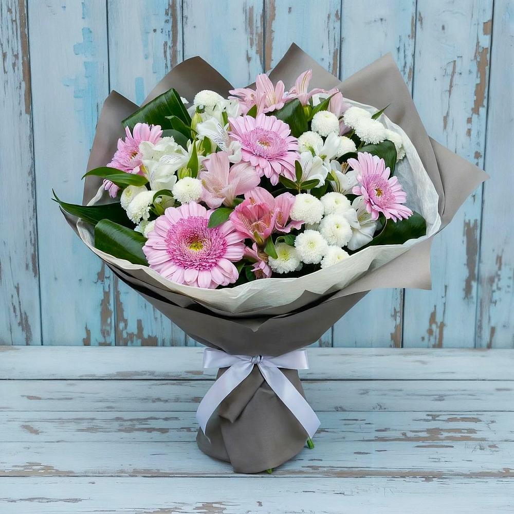 Букет цветов из: Герберы, Альстромерии и Хризантемы в Зеленоборске