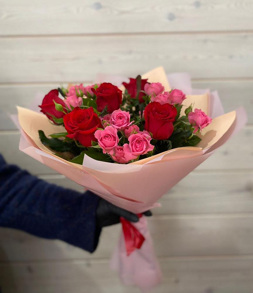 Букет цветов из: Розы в Зеленоборске