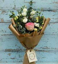 Букет цветов из:  Розы и Лизиантусы #REPLACE_PRED# Зеленоборске