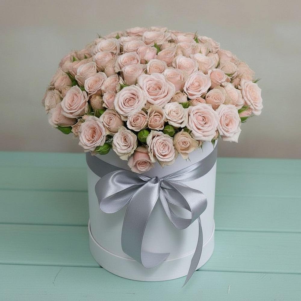 Цветочная композиция из Розы в шляпной коробке в Зеленоборске